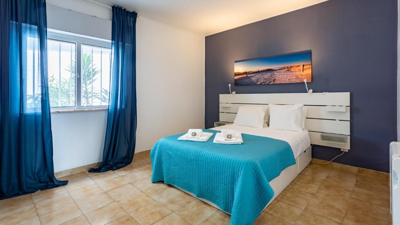 Charming Beachside Apartment W/ Pool By Lovelystay Albufeira Ngoại thất bức ảnh